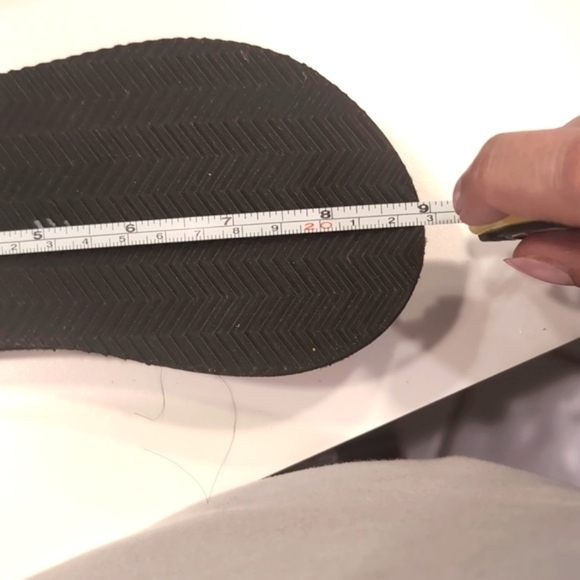 Tropix Canvas Army Green Flip Flips Size 1 - Picture 9 of 9